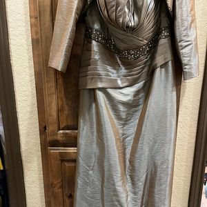 Formal wedding dress